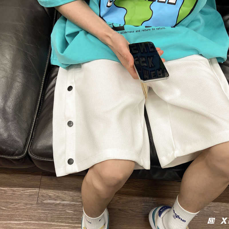 2023 summer new light luxury fashion pants men shorts casual loose beach pants all match boutique clothing simple style unique shorts style 3754