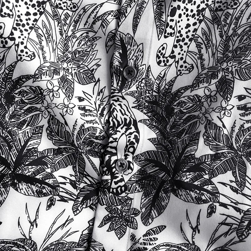 New 2021 luxury Men Classic Sketch jungle Leopard Fashion 50% Silk Casual Shirts Shirt high quality Pocket Short sleeves #A47