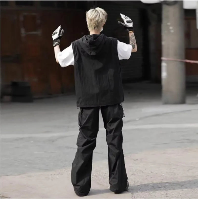 summer casual sleeveless set men hip hop loose hooded vest pockets straight leg cargo pants 2 piece outdoors sports camp suit unique cargo style 4413