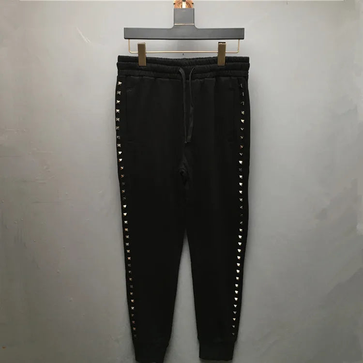 high new novelty luxury men 21 classic side metal rivets pockets comfortable cotton parkour sweat casual pants sweatpants d47 unique joggers style 4360