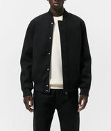 grunge oversized outerwear, photo-ready streetwear, men's streetwear fashion, oversized urban jacket, high quality cold-weath