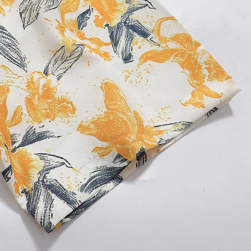 Casual Fashion Hawaiian Shirts Flower Pattern Half Sleeve Shirt Beach Fashion Versatile