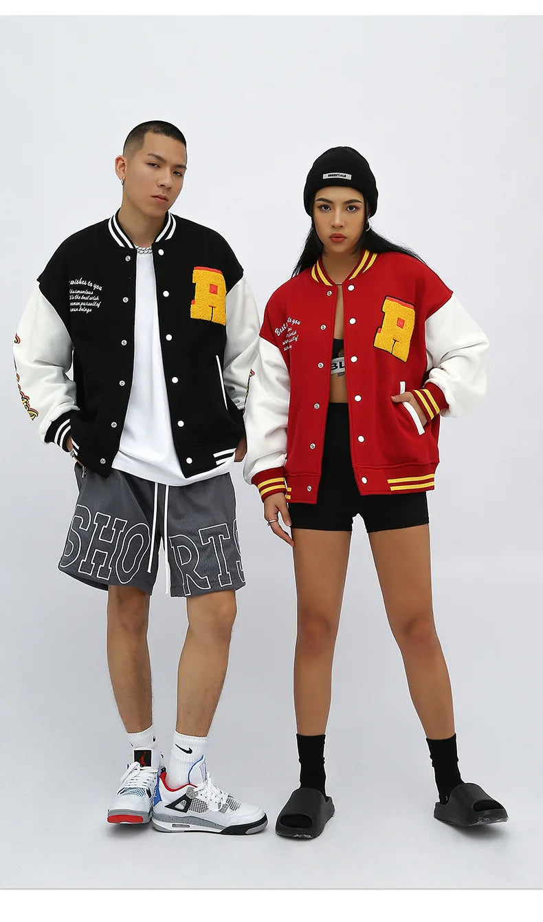 retro baseball varsity, layering staple, stylish modern outerwear, premium street look, trendsetting streetstyle