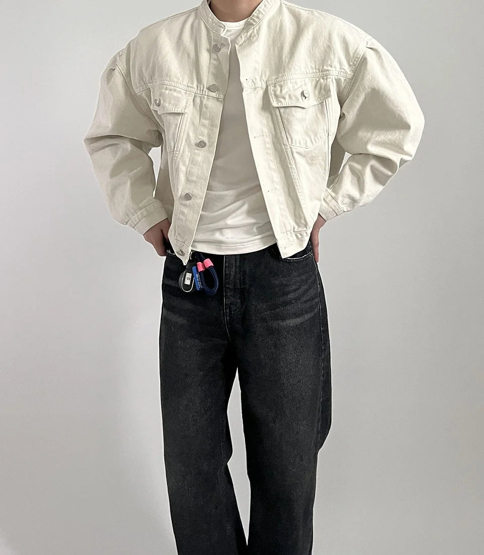 grunge oversized outerwear, photo-ready streetwear, men's streetwear fashion, oversized urban jacket, high quality cold-weath