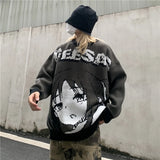 loose fit o-neck sweater, daily wear knit, cozy fashion fit, stylish street outfit, modern aesthetic appeal