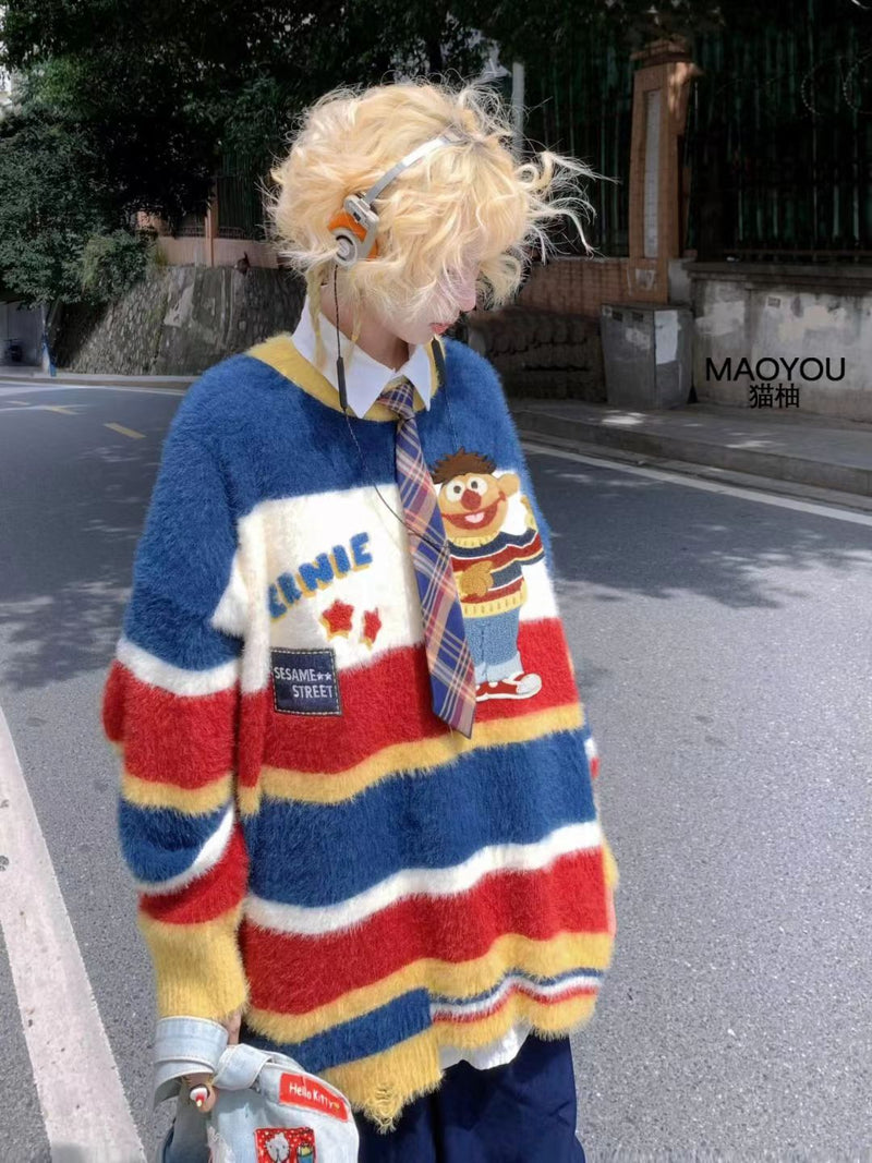 grunge knit sweater with heavyweight fabric, layered urban look for cold weather, street fashion menswear trend for seasonal 