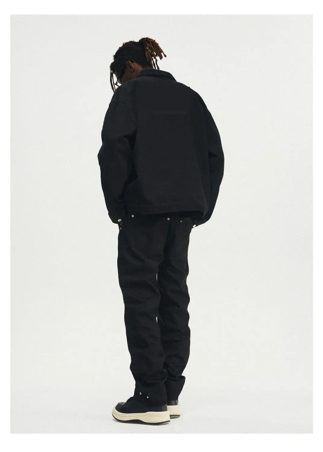 retro baseball varsity, layering staple, stylish modern outerwear, premium street look, trendsetting streetstyle