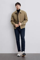 retro baseball varsity, layering staple, stylish modern outerwear, premium street look, trendsetting streetstyle
