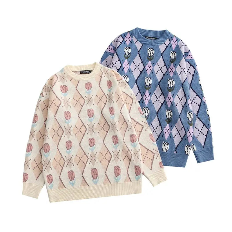 oversized flame jumper with bold print, ideal for photo-ready Y2K streetwear layering, street fashion menswear trend for seas