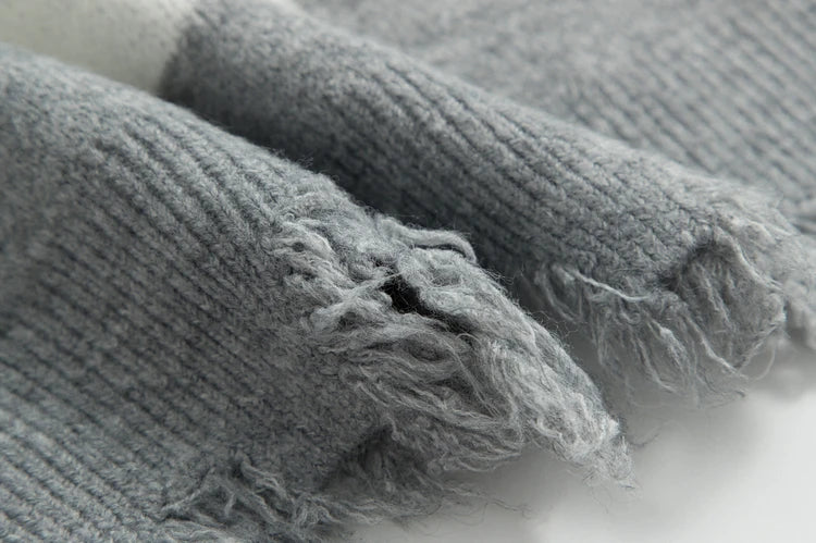 minimalist street knit, unisex streetwear, cozy fashion fit, stylish street outfit, modern aesthetic appeal