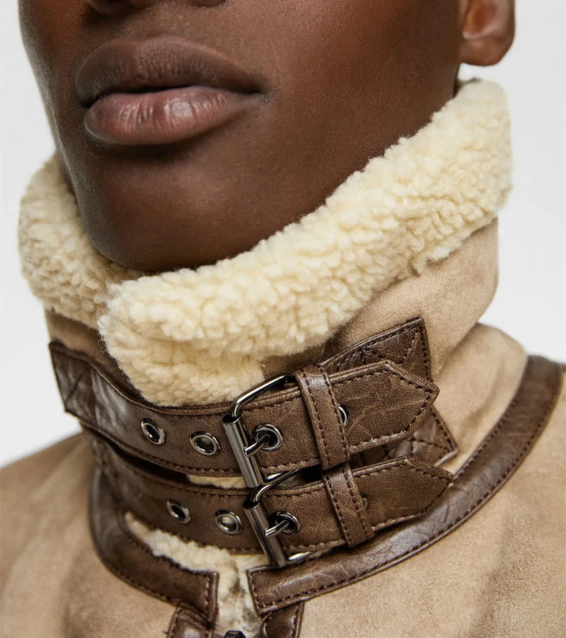 grunge oversized outerwear, photo-ready streetwear, men's streetwear fashion, oversized urban jacket, high quality cold-weath
