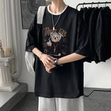 Harajuku Angelcore design – Funny Middle Finger Bear Graphic Short Sleeve Tee Shirts Men