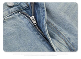 Straight Jeans with torn knees