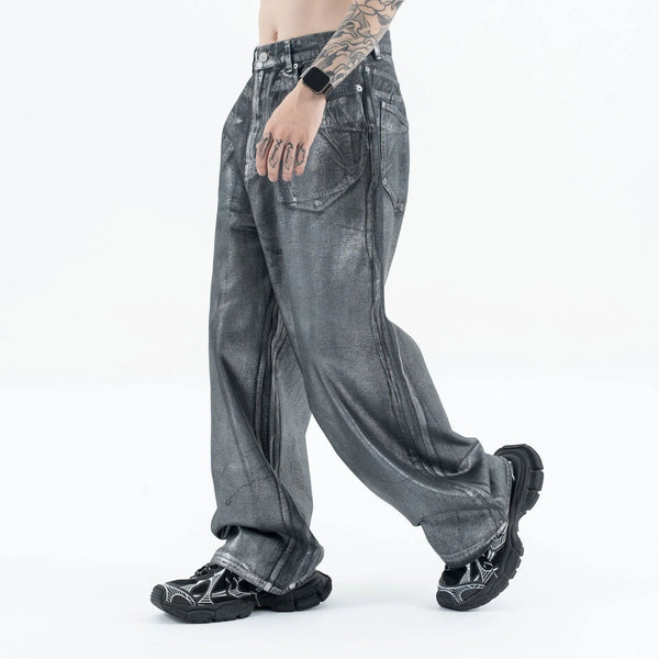 Autumn/winter 2024 loose wash jeans with silver coating