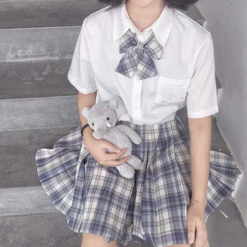 Jk Uniforms Gyaru School Uniform for Girl Student Pleated Skirt Uniform Set Women Short Sleeve Bow Tie Seifuku Japanese Style