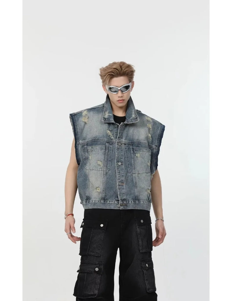 minimalist street zip-up, streetwear for men, fall streetwear outfit, oversized style, layered fashion, modern aesthetic, graphic detail