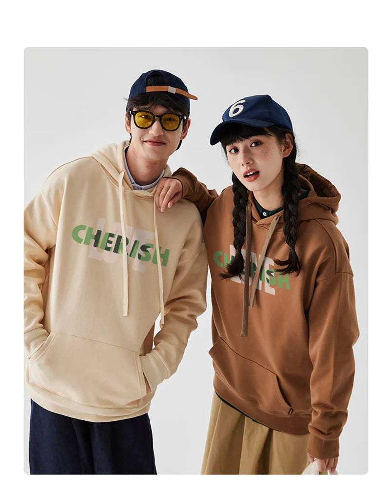 Streetwear oversized hoodie with urban graphic prints