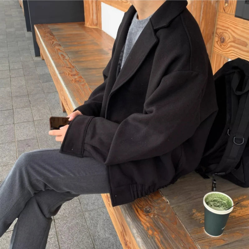 grunge oversized coat, photo-ready design, men's streetwear fashion, trendy oversized fit, urban techwear design, modern hip 