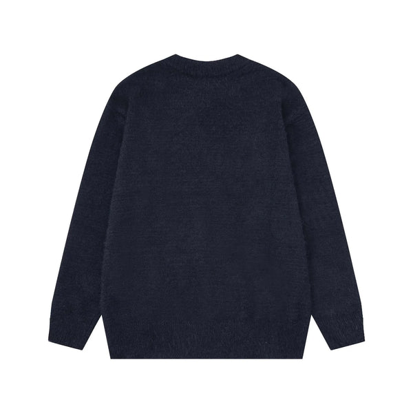 grunge knit sweater with heavyweight fabric, layered urban look for cold weather, street fashion menswear trend for seasonal 