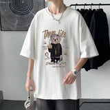 Harajuku Angelcore design – Funny Middle Finger Bear Graphic Short Sleeve Tee Shirts Men
