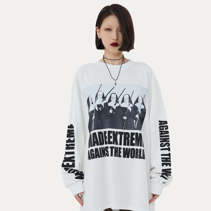 "Against The World" Unisex Men Women Graphic Streetwear Sweater Daulet Apparel