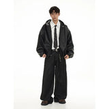 zip-up streetwear jacket, fall/winter fashion, men's streetwear fashion, trendy oversized fit, urban techwear design, modern 