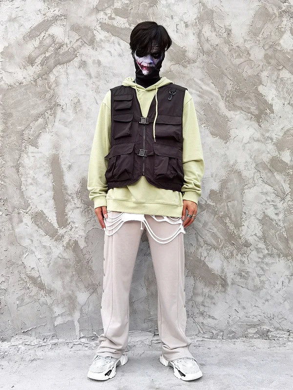 zip-up streetwear coat, 2025 outerwear trend, men's streetwear fashion, oversized urban jacket, high quality cold-weather coa