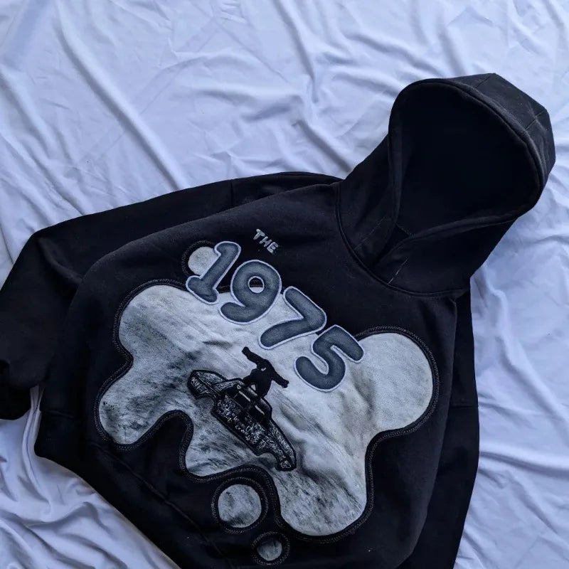 European And American Street Fashion Pullover Anime Letter Print Overs