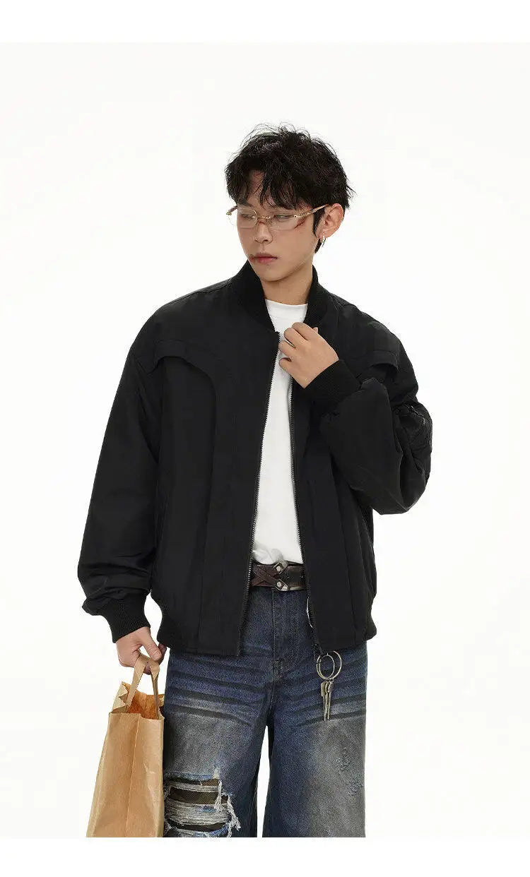 zip-up streetwear jacket, fall/winter fashion, men's streetwear fashion, trendy oversized fit, urban techwear design, modern 