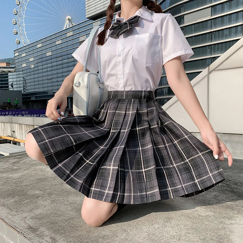 Jk Uniforms Gyaru School Uniform for Girl Student Pleated Skirt Uniform Set Women Short Sleeve Bow Tie Seifuku Japanese Style