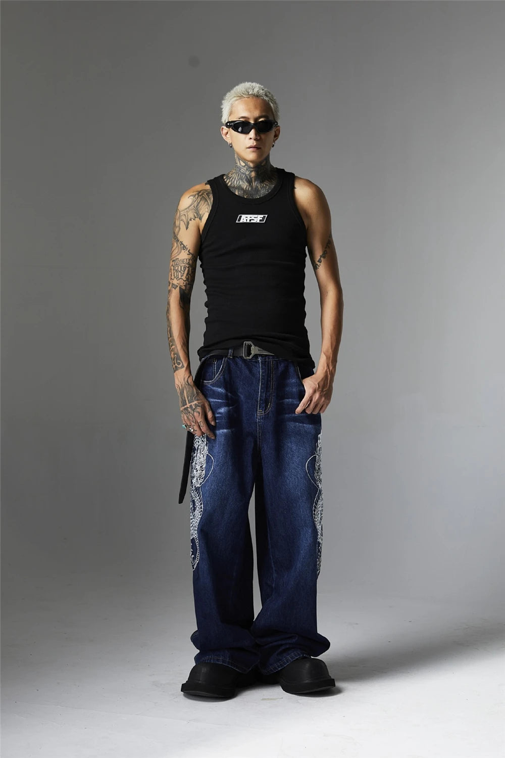mens black baggy jeans dragon embroidered straight jeans streetwear hip hop loose trousers male luxury designer denim pants unique jeans style 1990