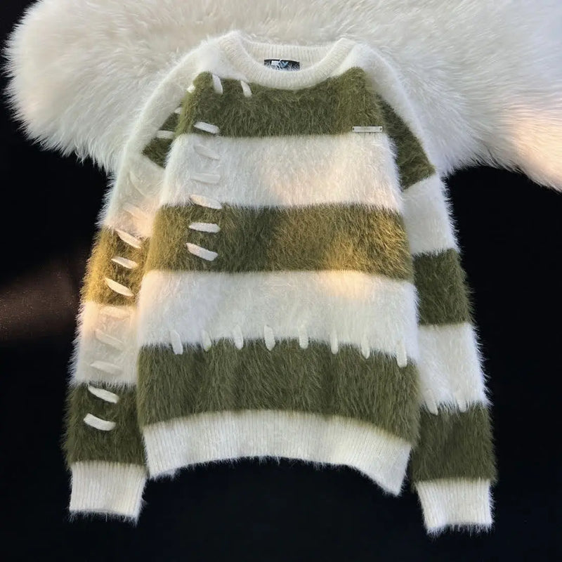grunge knit sweater with heavyweight fabric, layered urban look for cold weather, street fashion menswear trend for seasonal 