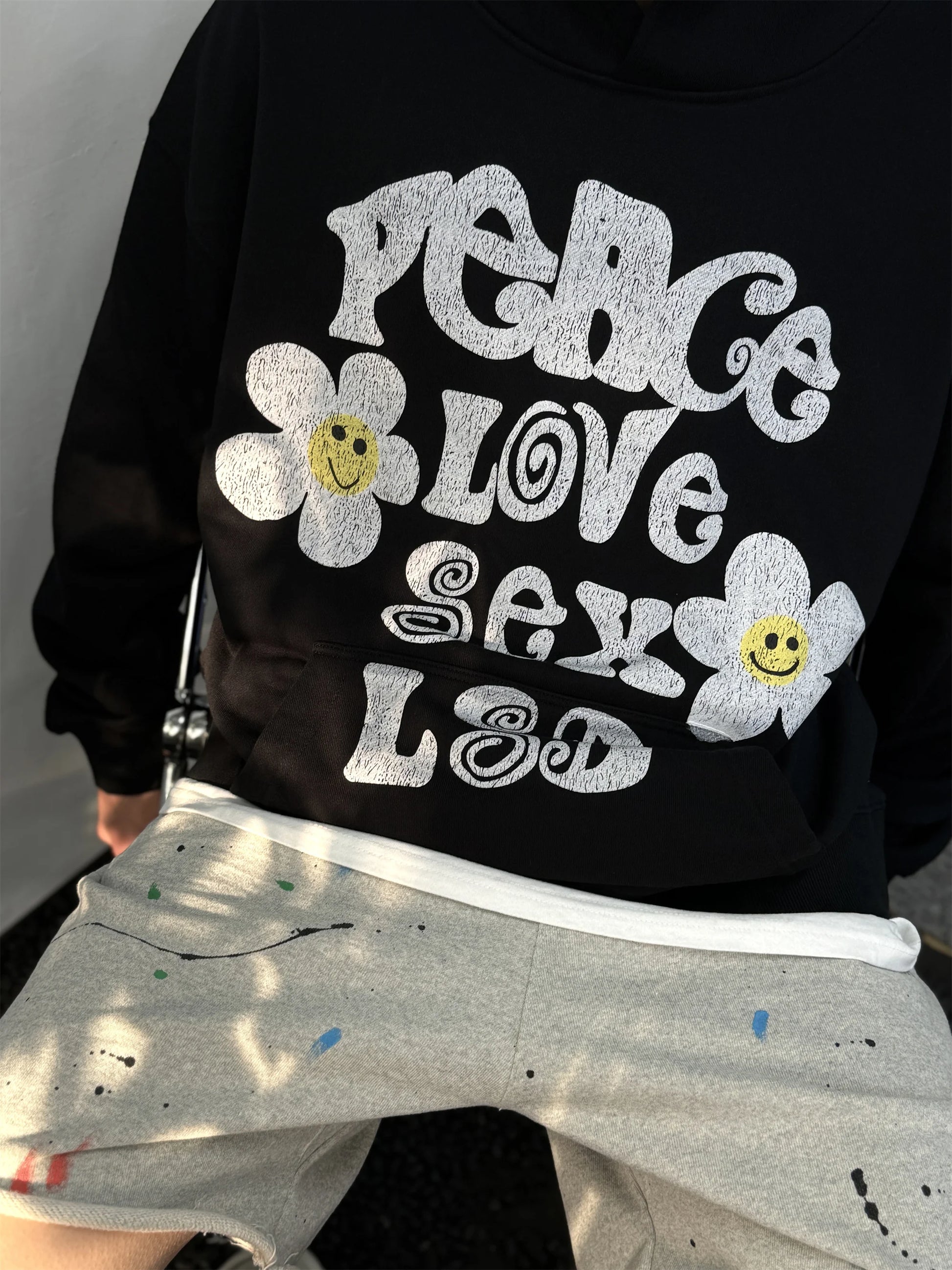 minimalist street knit, unisex streetwear, cozy fashion fit, stylish street outfit, modern aesthetic appeal