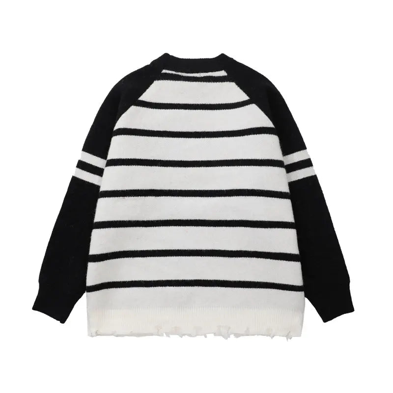 bold flame design top, high-street layer, cozy fashion fit, stylish street outfit, modern aesthetic appeal