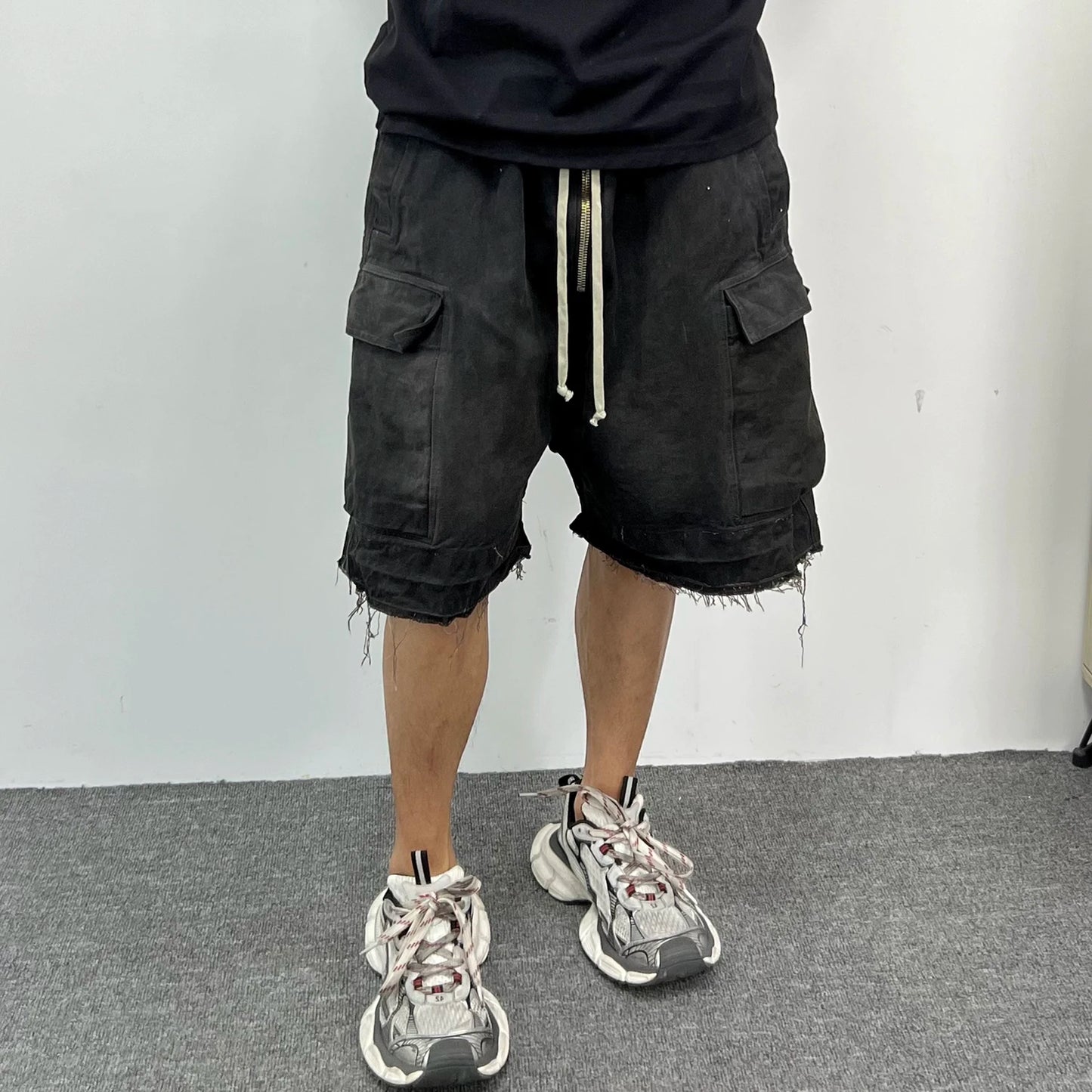 ro style ribbons streetwear multi pockets cargo short for men elastic waist wide leg baggy jeans knee length pants loose overall baggy cargo bottoms