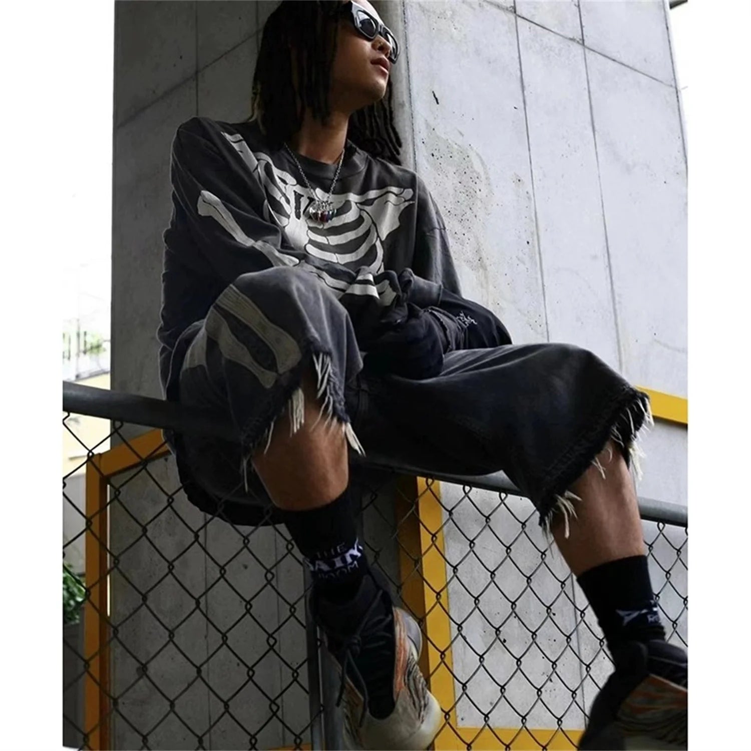 y2k knitted sweater, photo-ready sweater, cozy fashion fit, stylish street outfit, modern aesthetic appeal