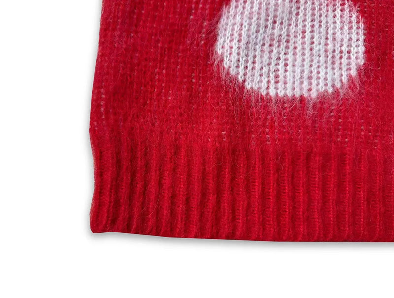grunge knit sweater with heavyweight fabric, layered urban look for cold weather, street fashion menswear trend for seasonal 