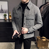 bold street bomber, high-street style, stylish modern outerwear, premium street look, trendsetting streetstyle