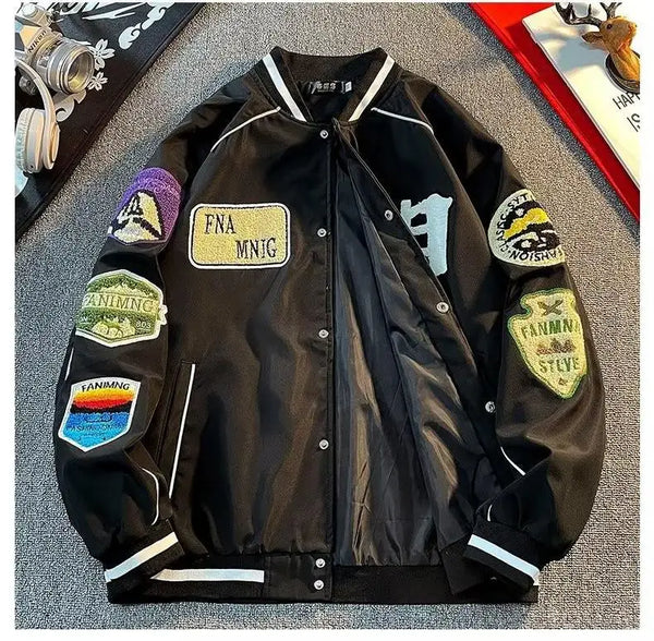 bold street bomber, high-street style, stylish modern outerwear, premium street look, trendsetting streetstyle