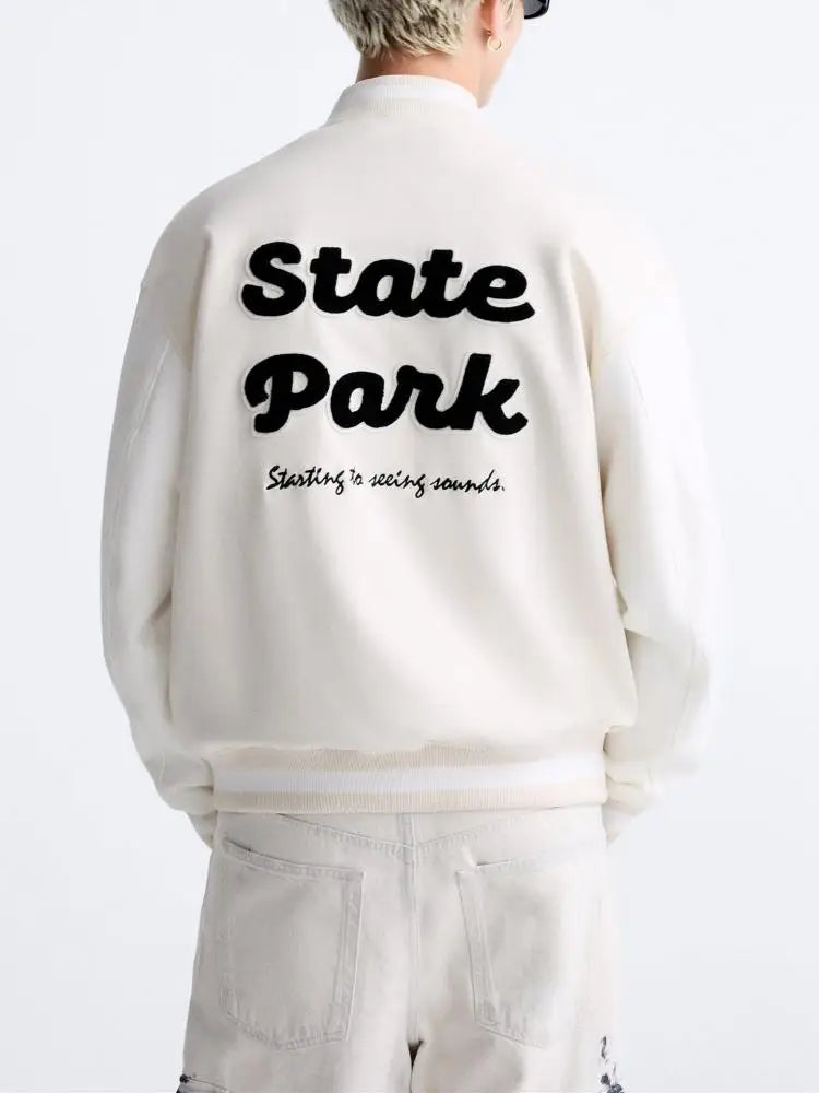 retro baseball varsity, layering staple, stylish modern outerwear, premium street look, trendsetting streetstyle