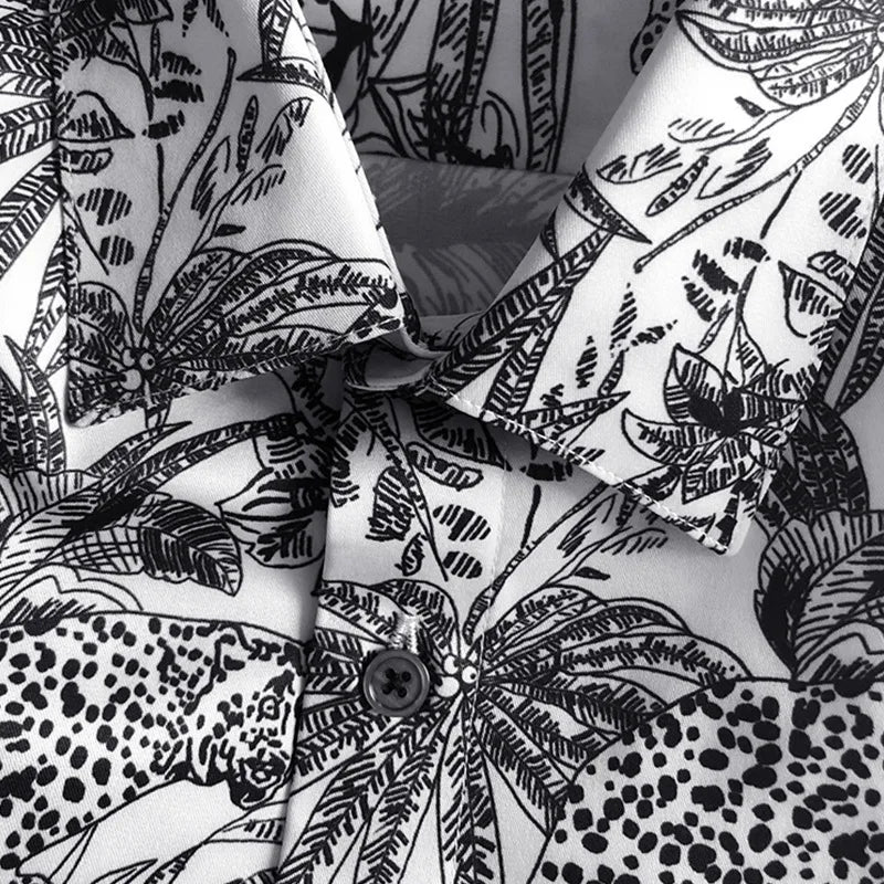 New 2021 luxury Men Classic Sketch jungle Leopard Fashion 50% Silk Casual Shirts Shirt high quality Pocket Short sleeves #A47