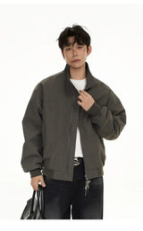 retro baseball outerwear, daily essential, men's streetwear fashion, trendy oversized fit, urban techwear design, modern hip 