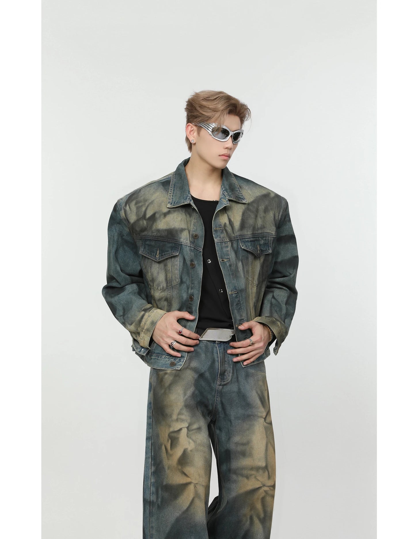 2 pieces sets mens fashion dirty graffiti wide shouder denim jeans jacket coat and wide legs pants joggers new streetwear sets unique joggers style 4580