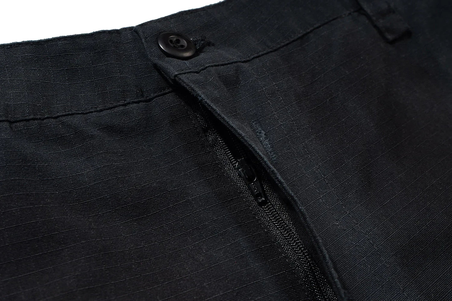 vintage ripped damaged black cargo shorts for men high street wide leg baggy overalls distressed summer knee length pants unique cargo style 140