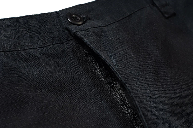 vintage ripped damaged black cargo shorts for men high street wide leg baggy overalls distressed summer knee length pants unique cargo style 140