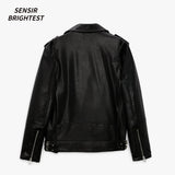 grunge oversized outerwear, photo-ready streetwear, men's streetwear fashion, oversized urban jacket, high quality cold-weath