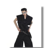 minimalist street zip-up, streetwear for men, fall streetwear outfit, oversized style, layered fashion, modern aesthetic, graphic detail