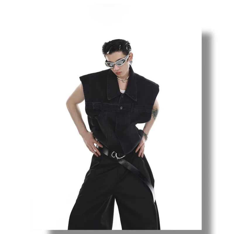 minimalist street zip-up, streetwear for men, fall streetwear outfit, oversized style, layered fashion, modern aesthetic, graphic detail