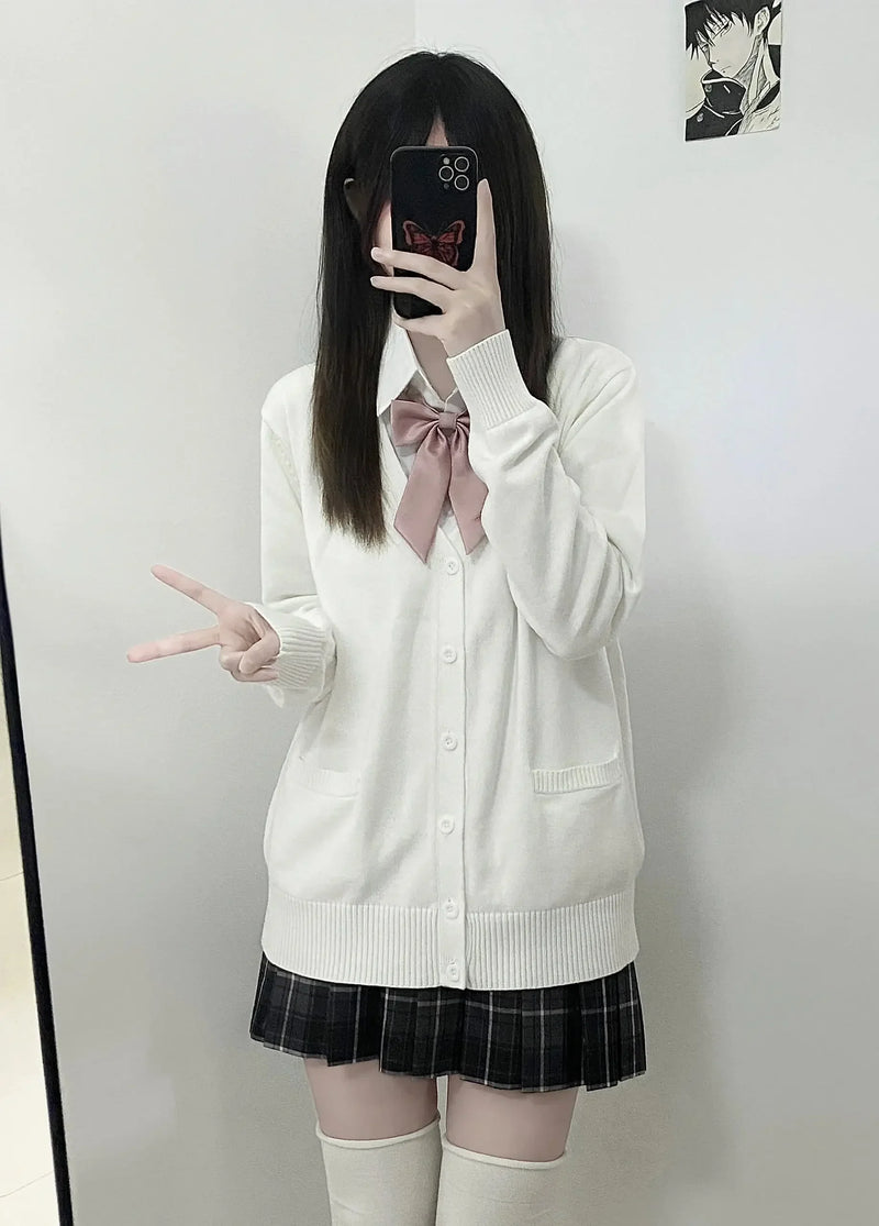 grunge knit pullover for fall and winter, oversized aesthetic with urban style, mens fashion layer for modern streetwear coll