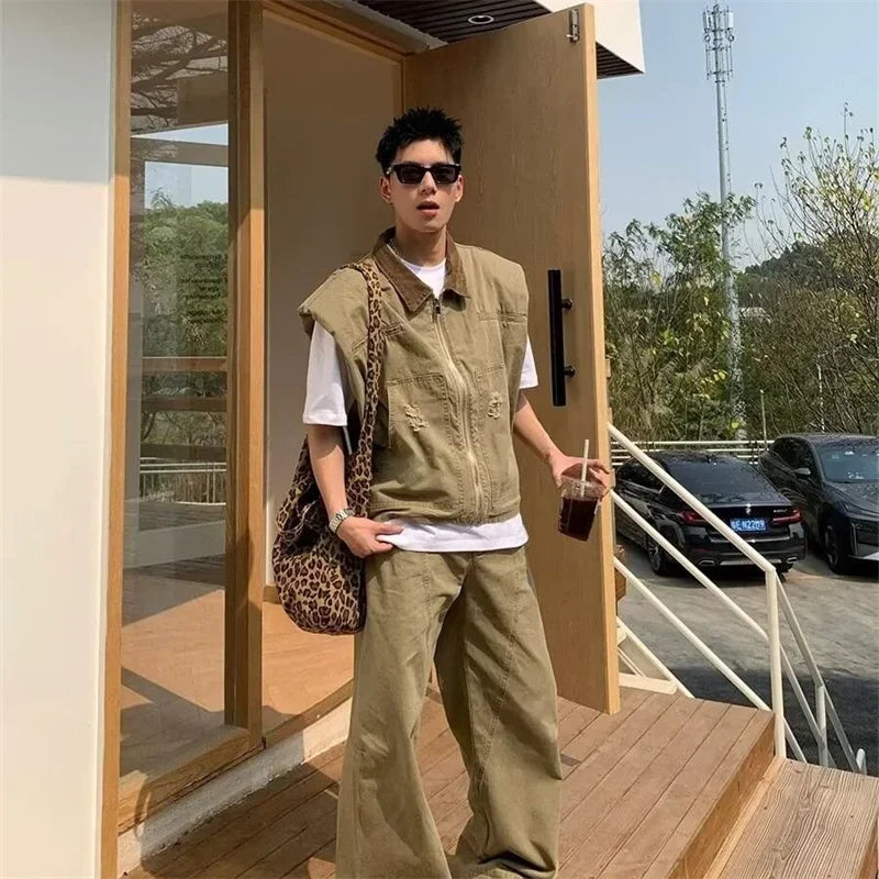 retro baseball outerwear, daily essential, men's streetwear fashion, trendy oversized fit, urban techwear design, modern hip 
